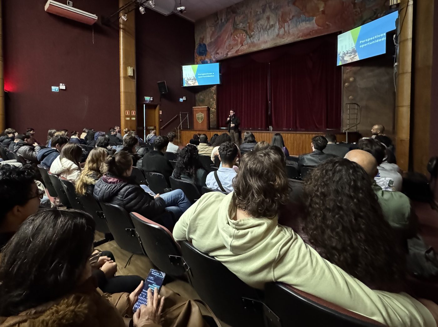 Aula inaugural da Residência Full Stack 5.0 em Canoas